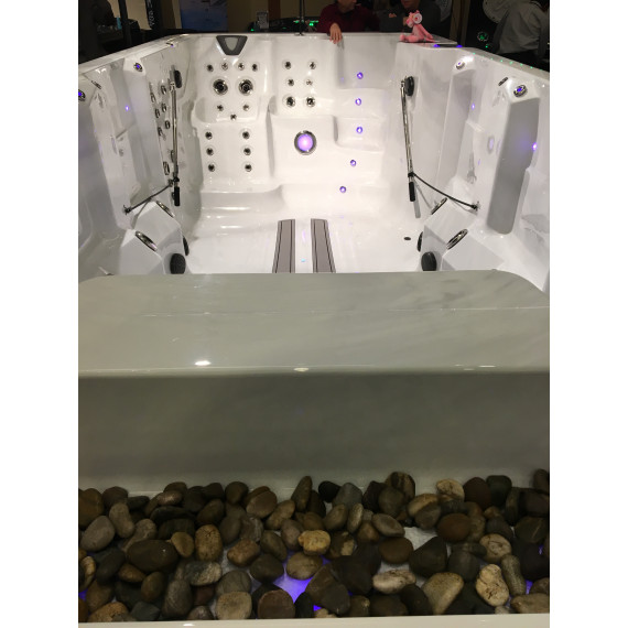 Wellness Infinity 17 Swimspa
